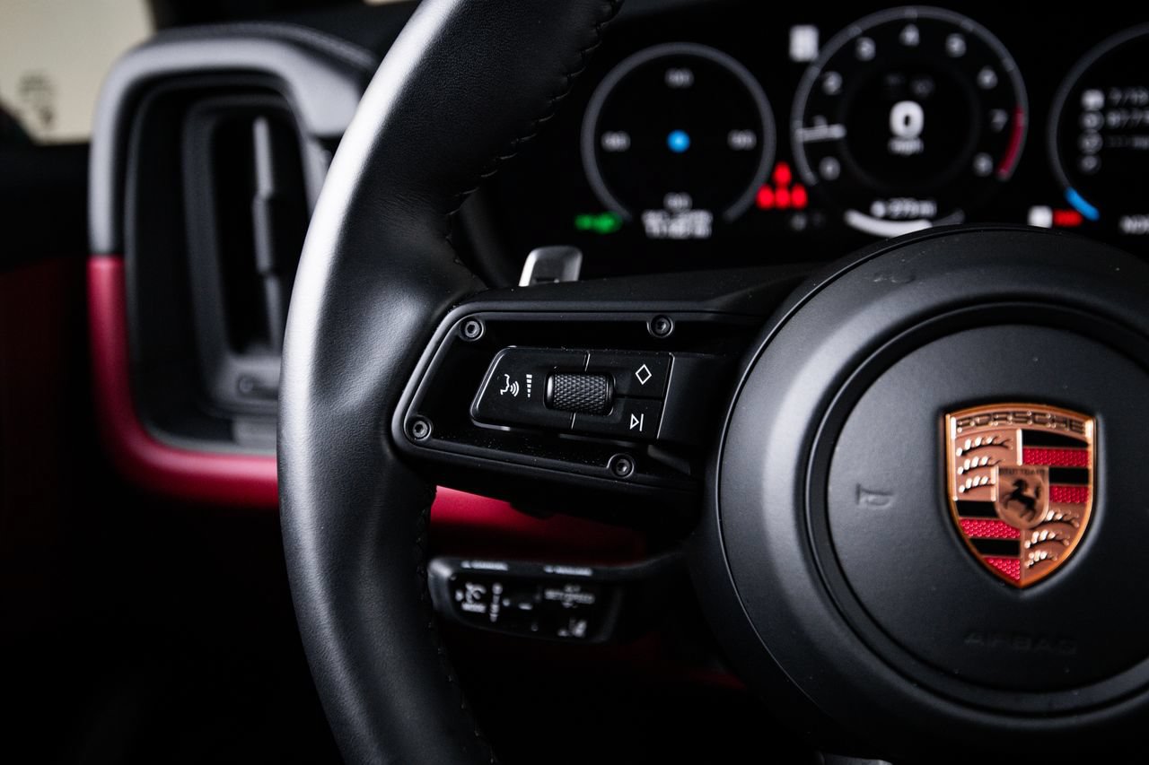 Certified 2026 Porsche Cayenne GTS AWD/4WD image 16
