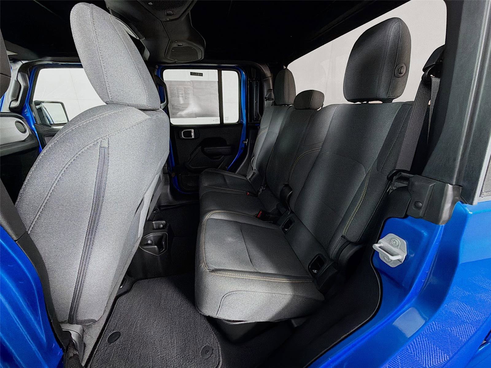 Used 2024 Jeep Gladiator Sport image 20