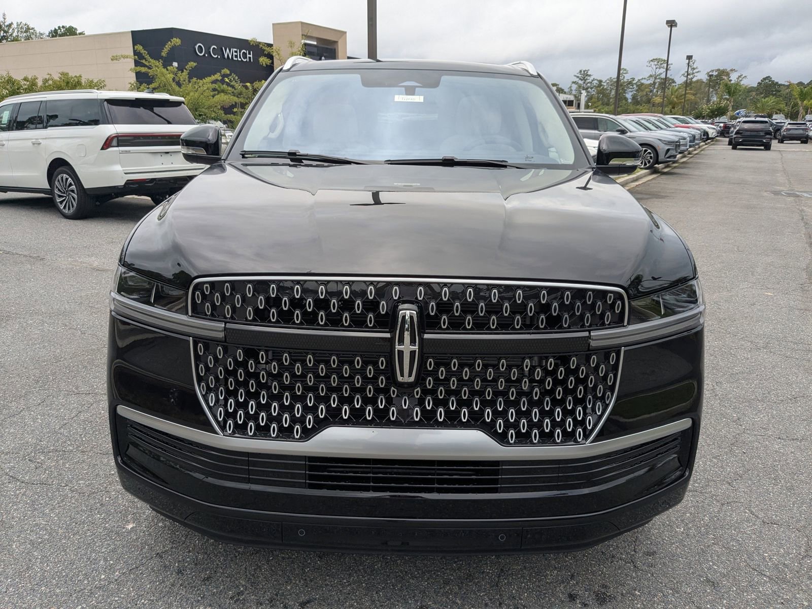 New 2025 Lincoln Navigator L Reserve image 9