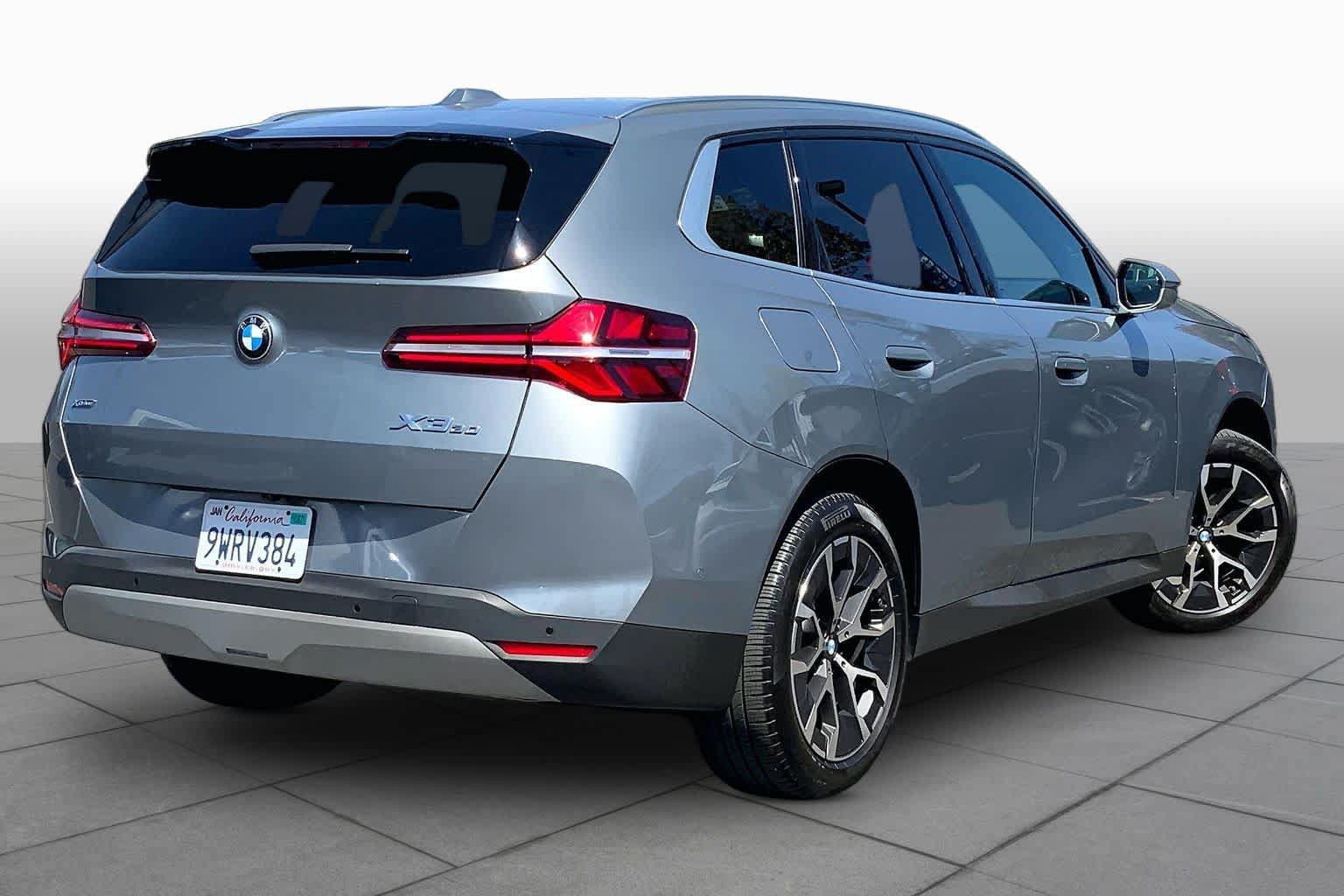 Used 2025 BMW X3 xDrive30i AWD/4WD image 12