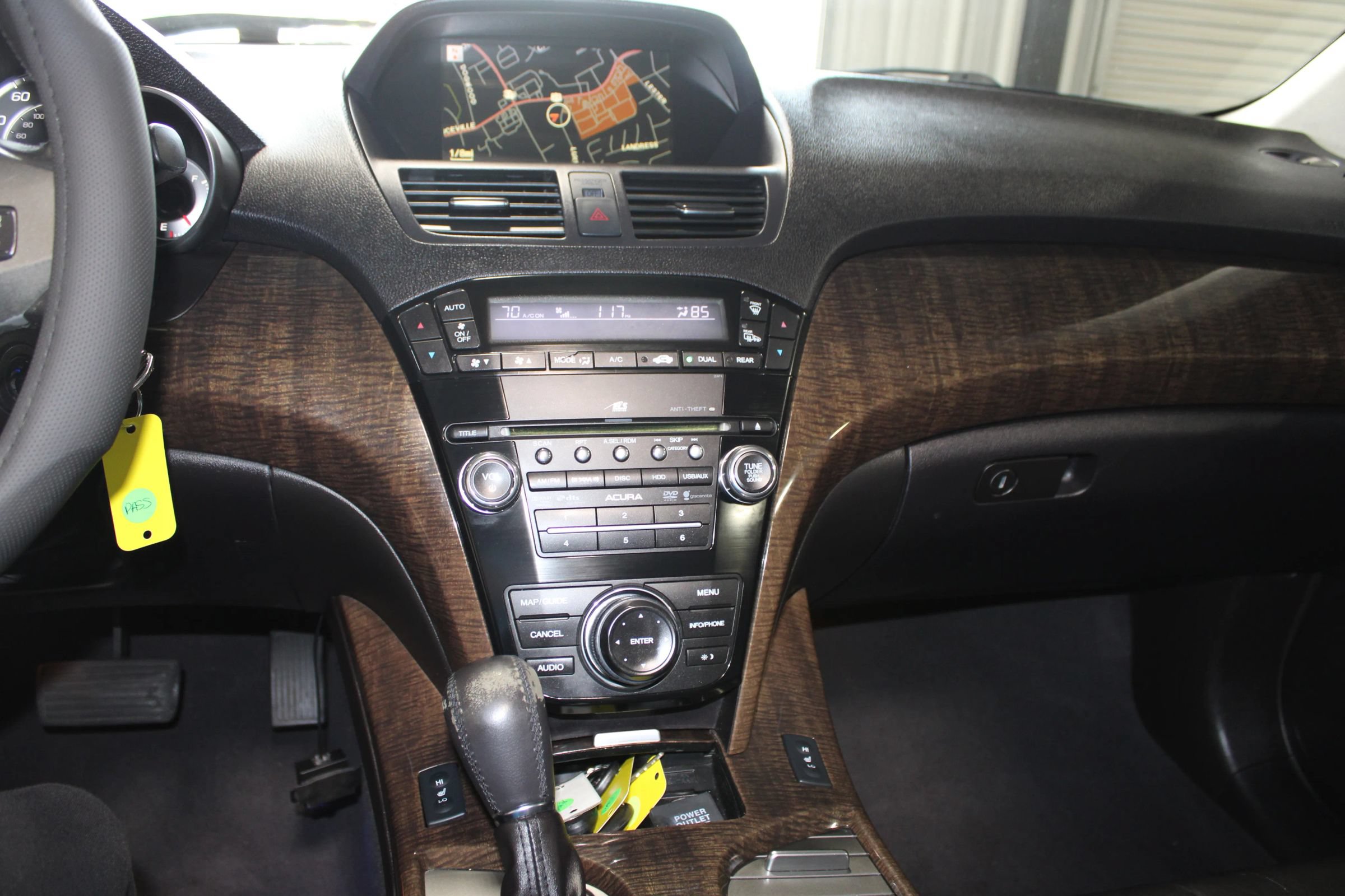 Used 2011 Acura MDX w/ Technology Package AWD/4WD image 17