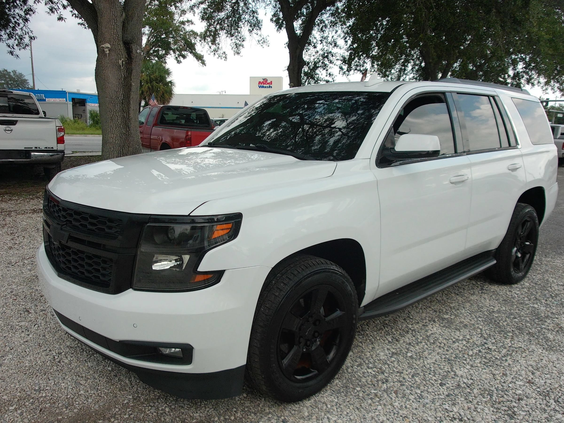 Used 2017 Chevrolet Tahoe LT RWD image 1