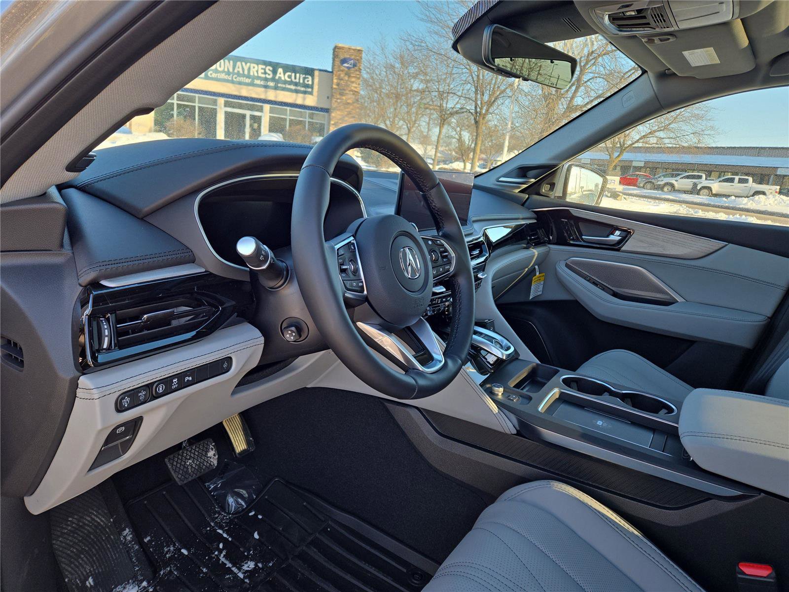 New 2026 Acura MDX SH-AWD w/Advance image 18