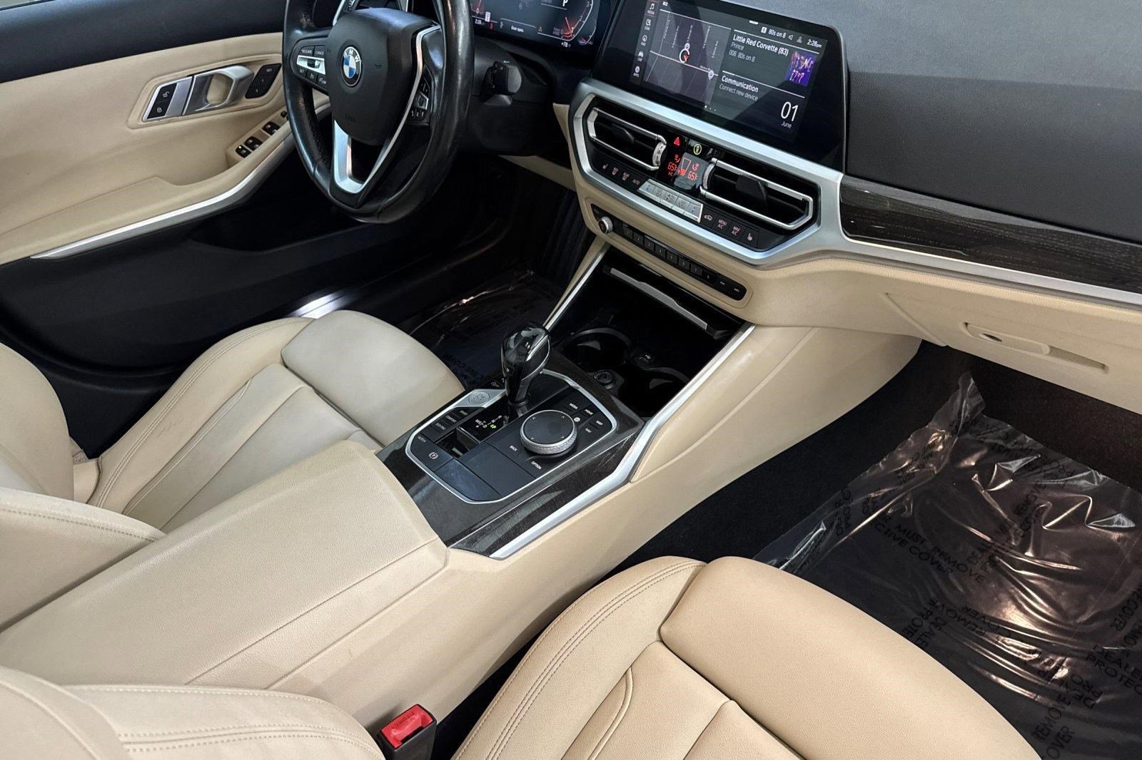 Used 2020 BMW 330i Sedan w/ Convenience Package RWD image 32