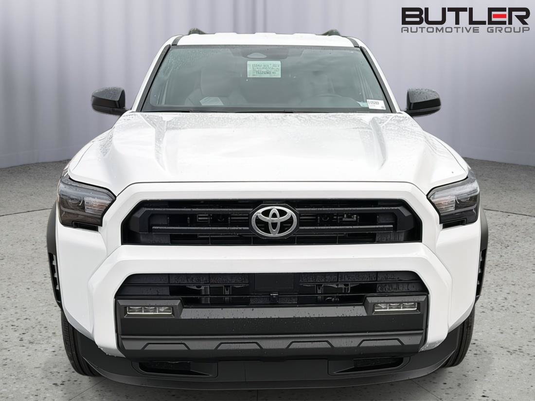 New 2026 Toyota 4Runner SR5 AWD/4WD image 9