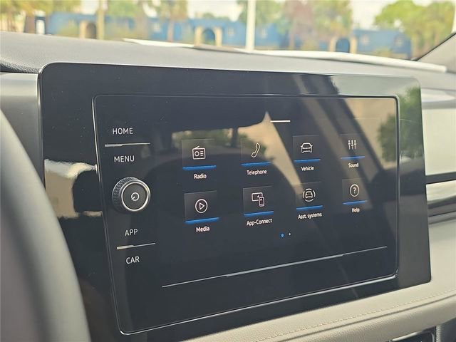 New 2026 Volkswagen Taos S image 15