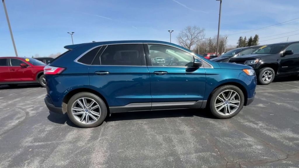 Used 2020 Ford Edge Titanium image 9