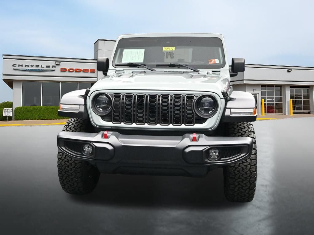 Used 2024 Jeep Wrangler Unlimited Rubicon w/ Convenience Group AWD/4WD image 8