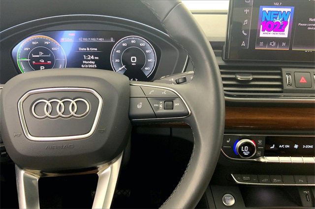 Certified 2024 Audi Q5 e Premium w/ Convenience Package image 19