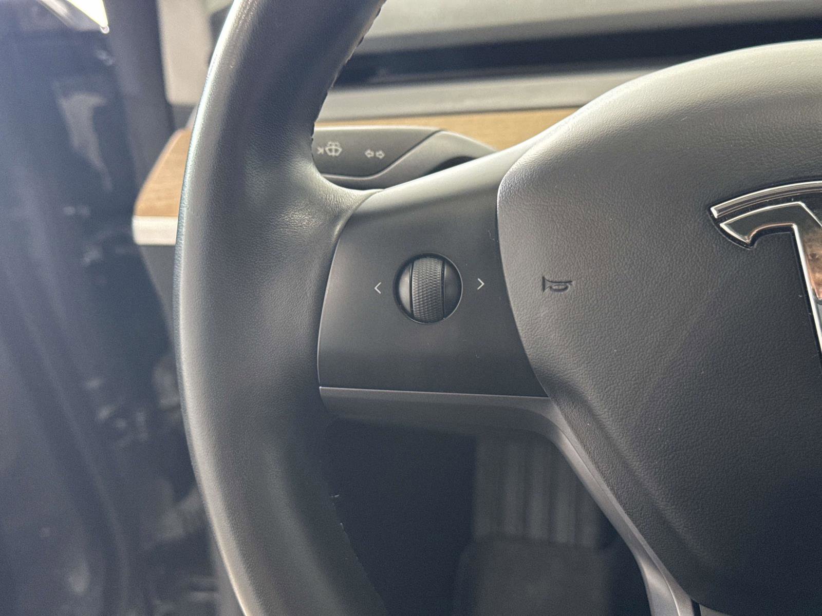 Used 2018 Tesla Model 3 Long Range RWD image 29