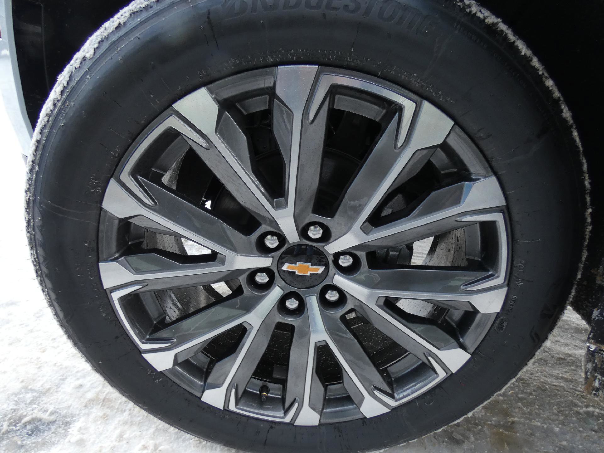 New 2026 Chevrolet Suburban High Country image 8