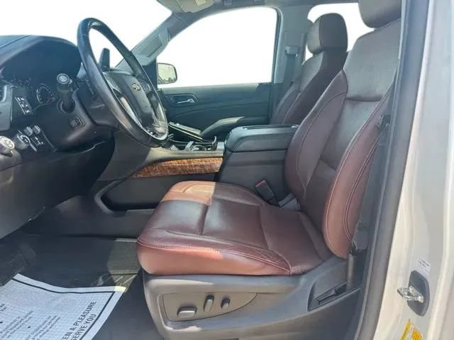 Used 2019 Chevrolet Suburban Premier w/ Premier Plus Edition AWD/4WD image 9