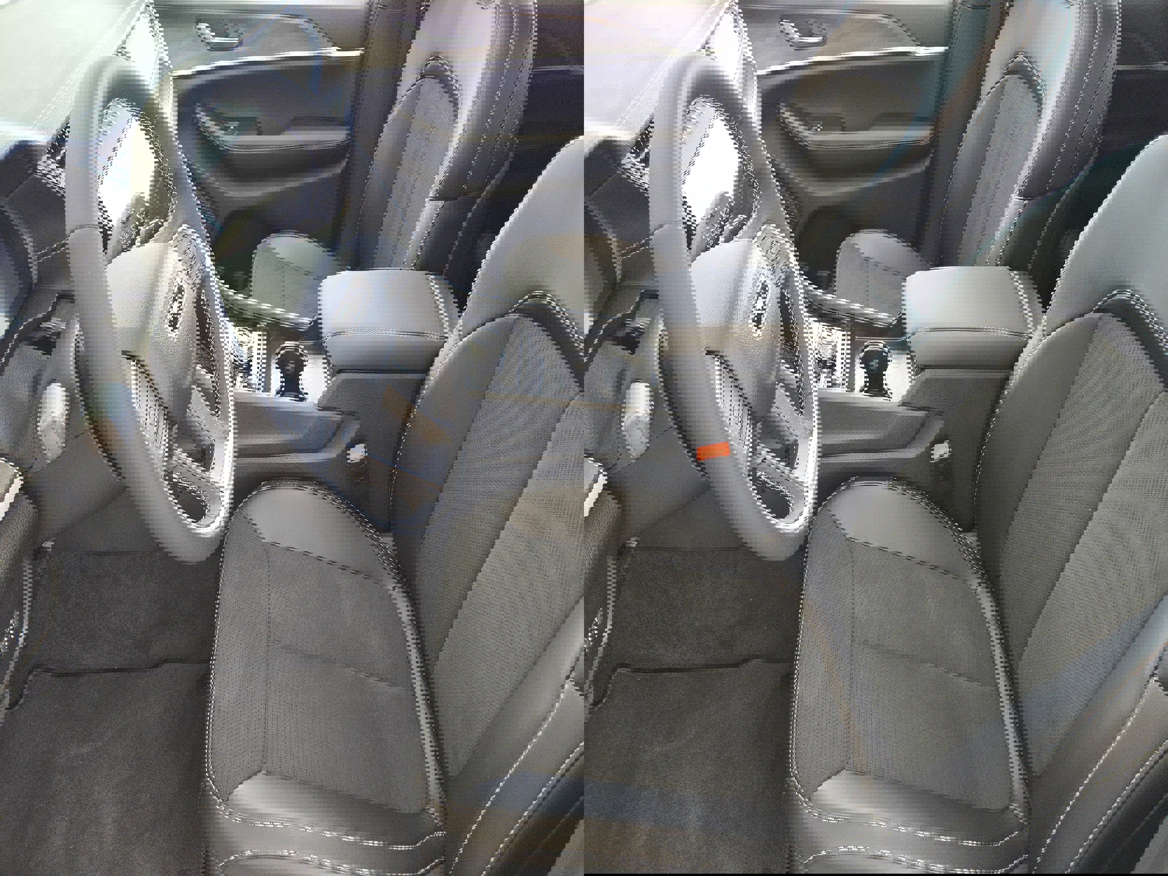 New 2026 Jeep Grand Cherokee Altitude image 10