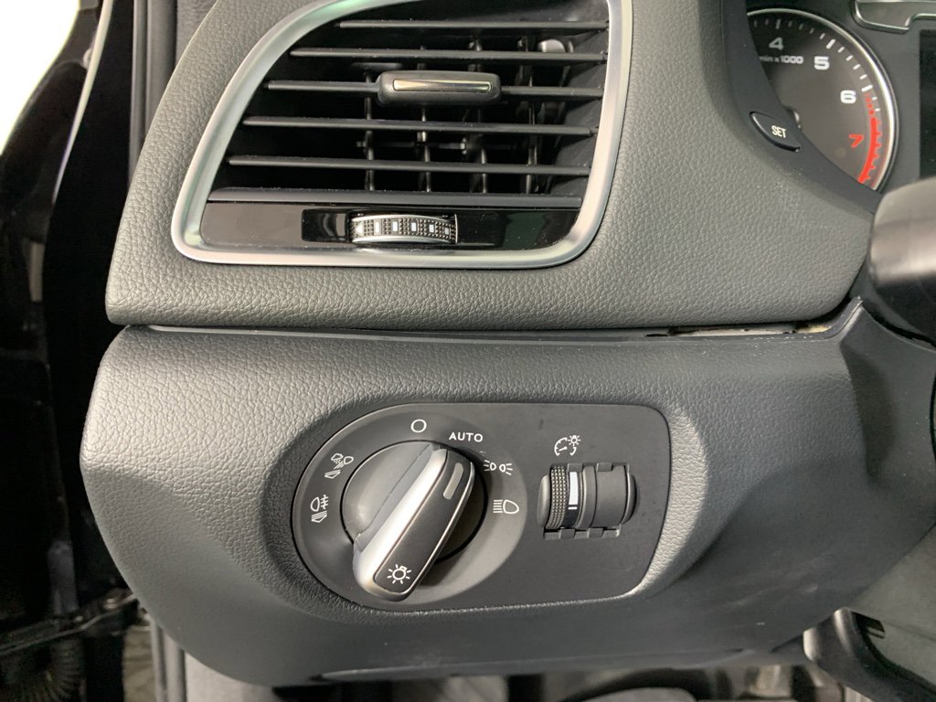 Used 2017 Audi Q3 2.0T Premium w/ Convenience Package image 17