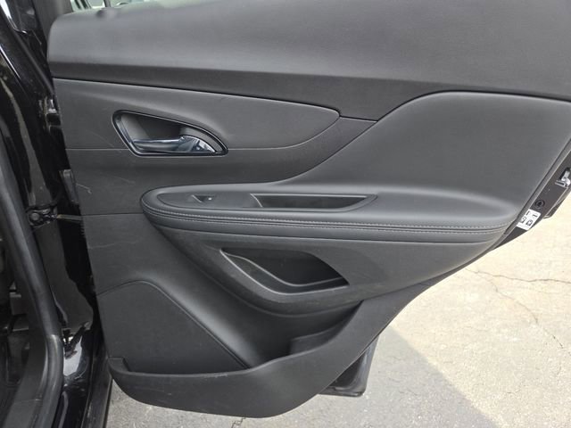 Used 2021 Buick Encore Preferred w/ Safety Package II image 20