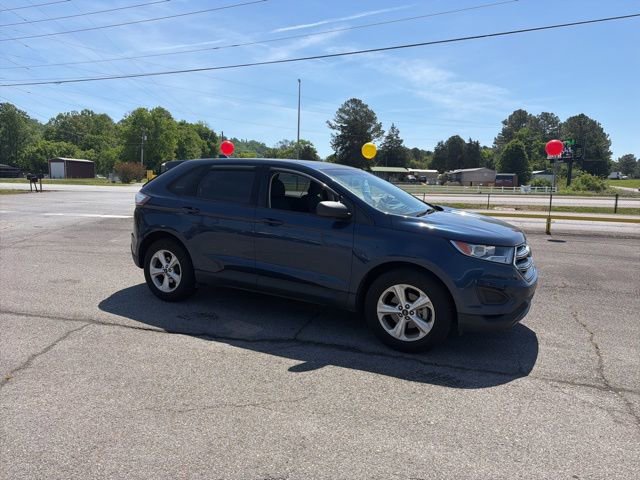 Used 2017 Ford Edge SE image 6