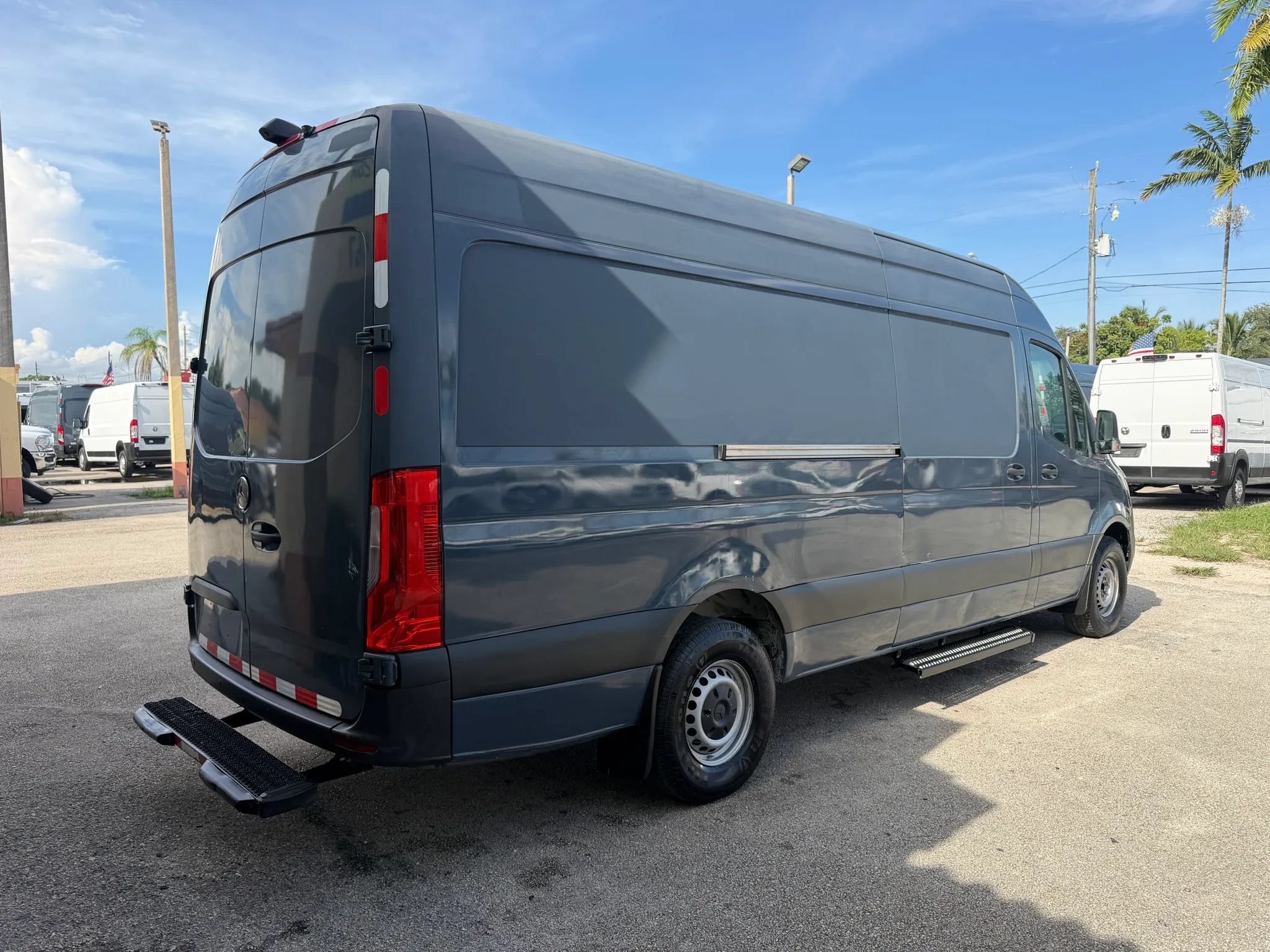 Used 2019 Mercedes-Benz Sprinter 170 image 6
