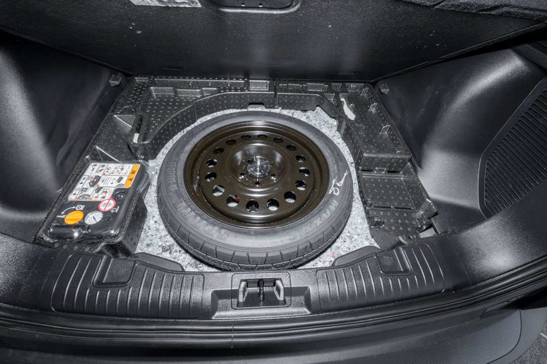 Used 2025 Ford Escape ST-Line w/ Tech Pack #1 FWD image 26