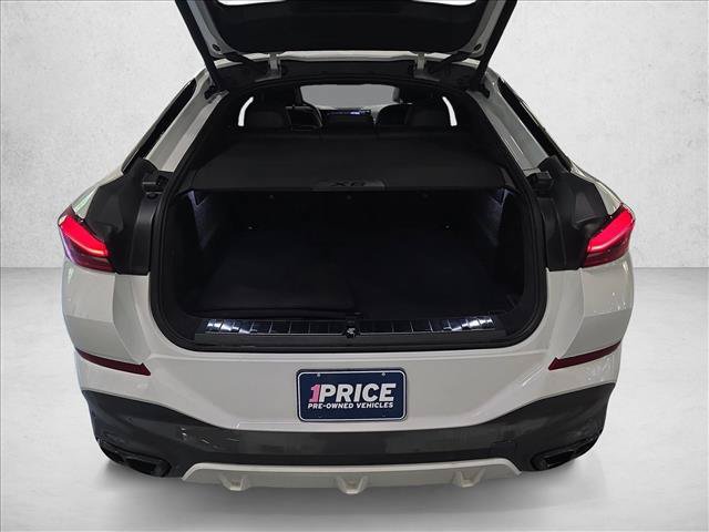 Used 2026 BMW X6 M60i AWD/4WD image 13