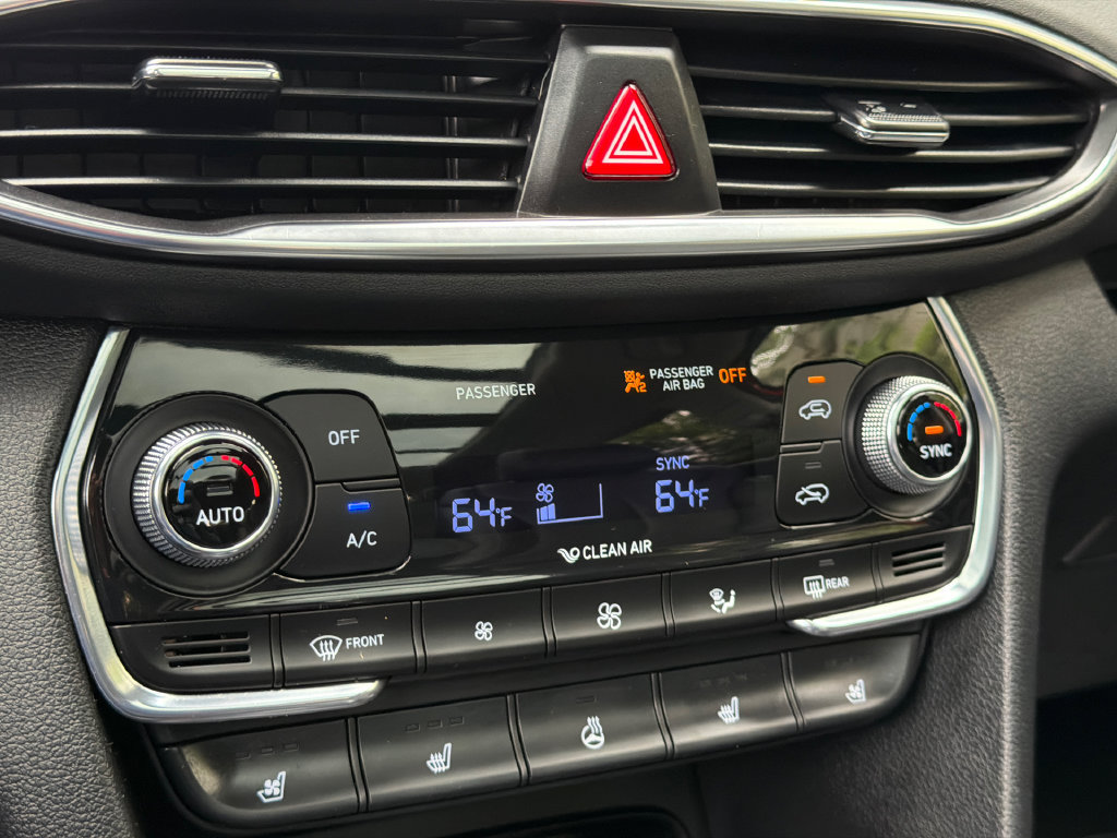 Used 2020 Hyundai Santa Fe Limited AWD/4WD image 28