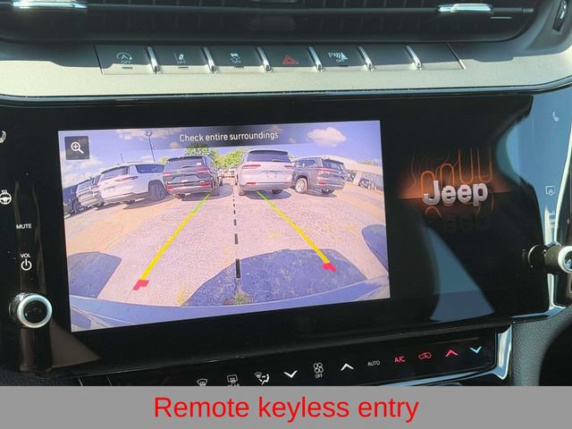 New 2027 Jeep Grand Cherokee Altitude AWD/4WD image 23