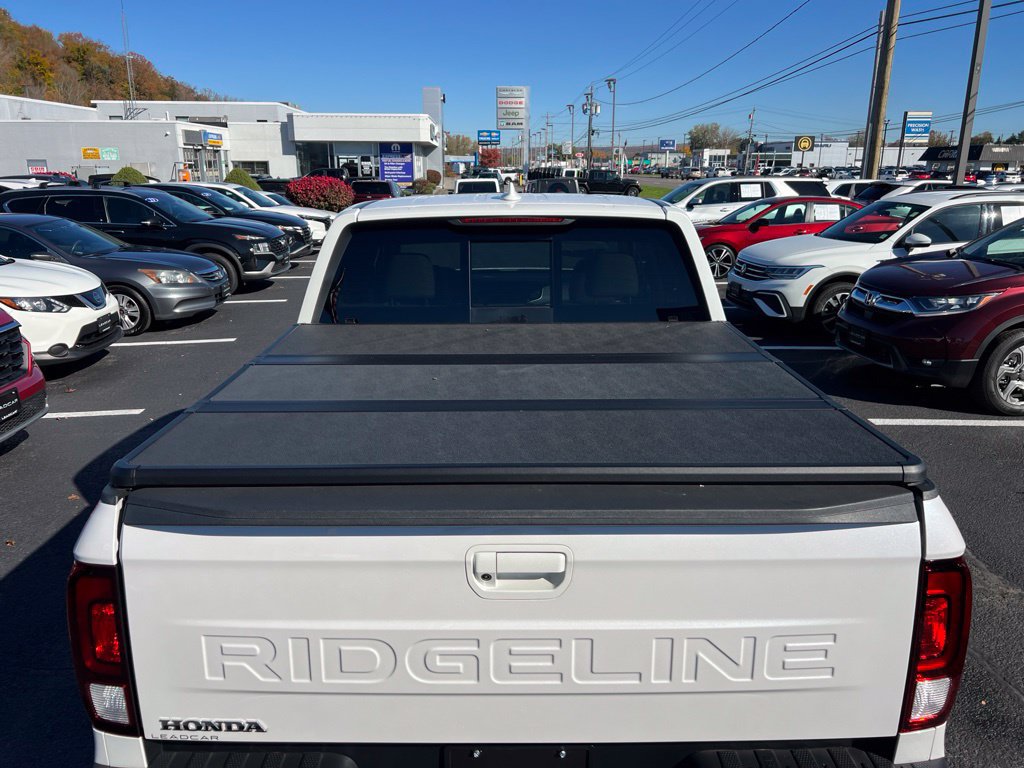 Certified 2024 Honda Ridgeline RTL image 25