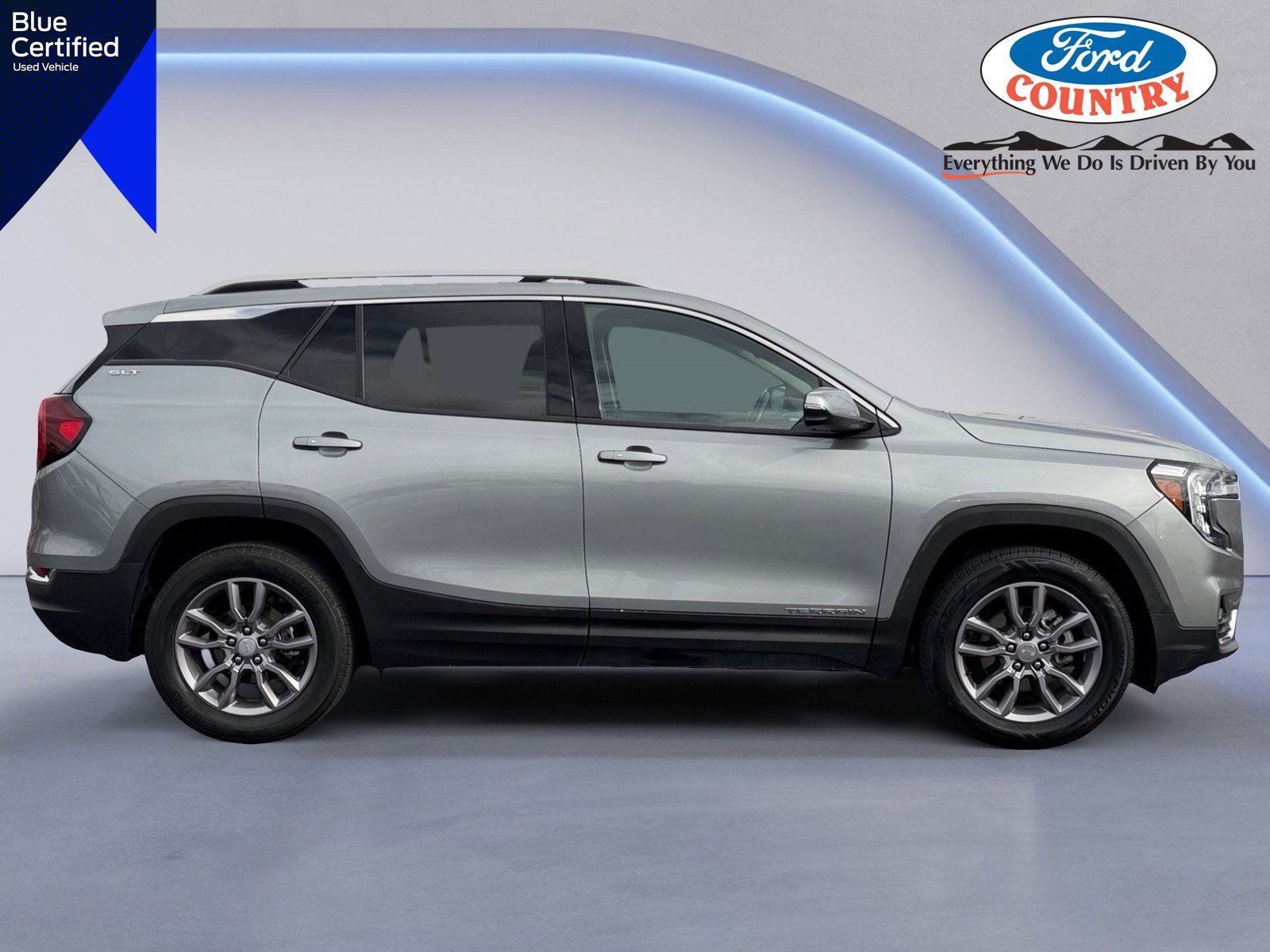 Used 2023 GMC Terrain SLT