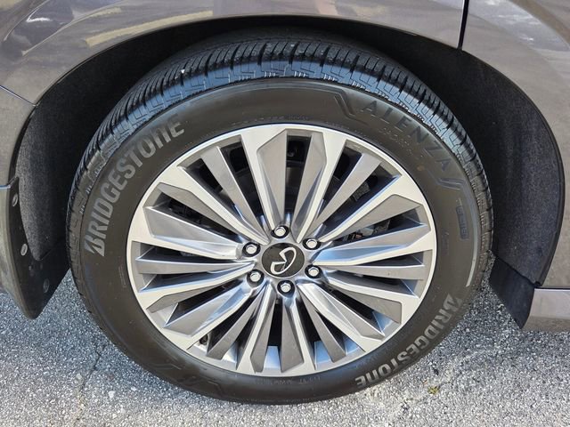 Certified 2025 INFINITI QX80 Luxe image 22