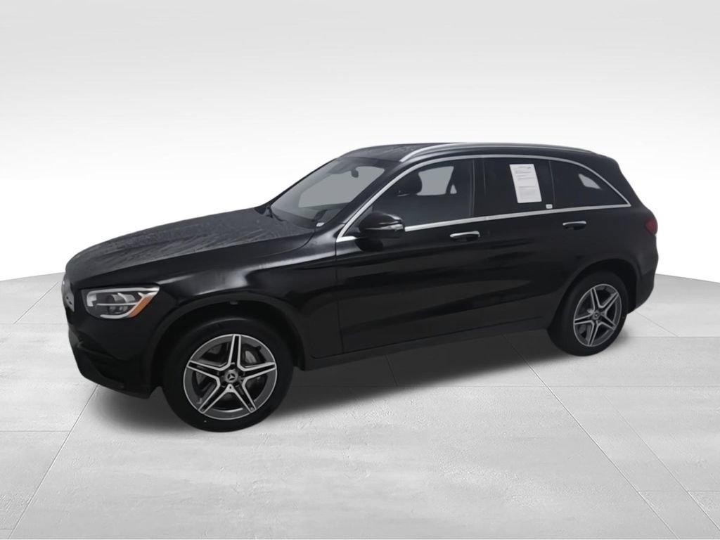 Used 2022 Mercedes-Benz GLC 300 4MATIC image 5