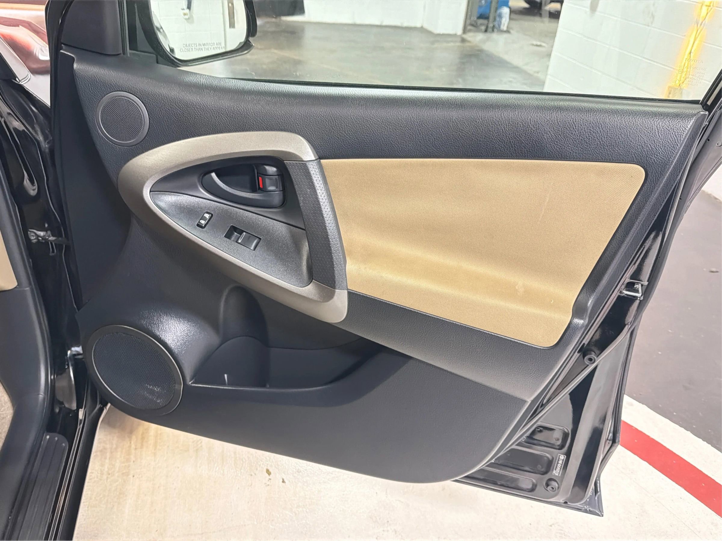 Used 2010 Toyota RAV4 4WD image 24