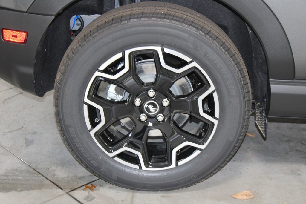 New 2025 Ford Bronco Sport Outer Banks w/ Outer Banks Tech Package+ AWD/4WD image 13
