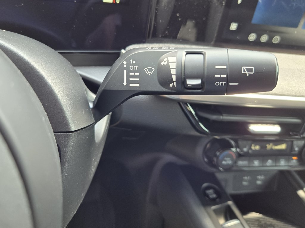New 2026 Nissan Kicks SV w/ Interior Electronics Package AWD/4WD image 19