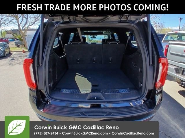 Used 2022 GMC Yukon XL AT4 w/ AT4 Premium Plus Package image 7