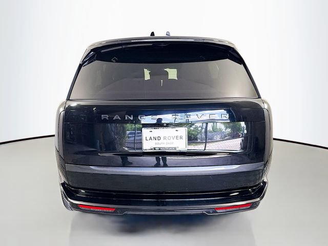 Used 2024 Land Rover Range Rover Long Wheelbase SE AWD/4WD image 6