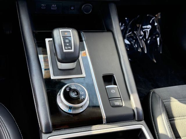 Used 2024 Mitsubishi Outlander SE FWD image 17