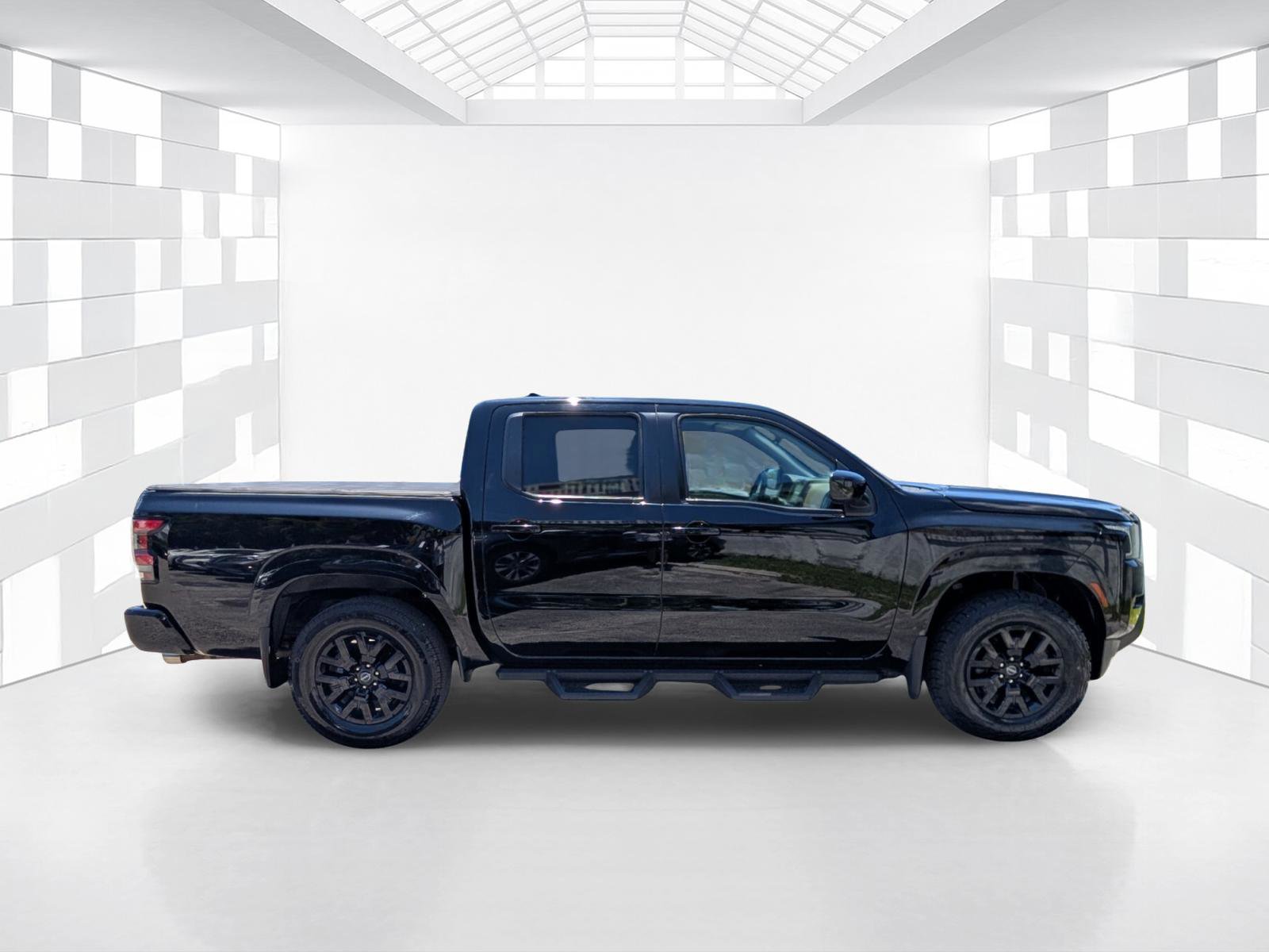 Certified 2022 Nissan Frontier SV AWD/4WD image 8