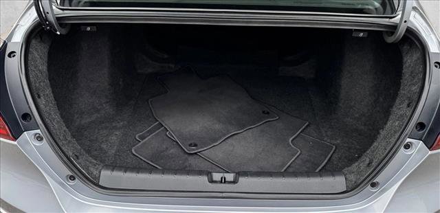 Used 2019 Honda Insight Touring image 8