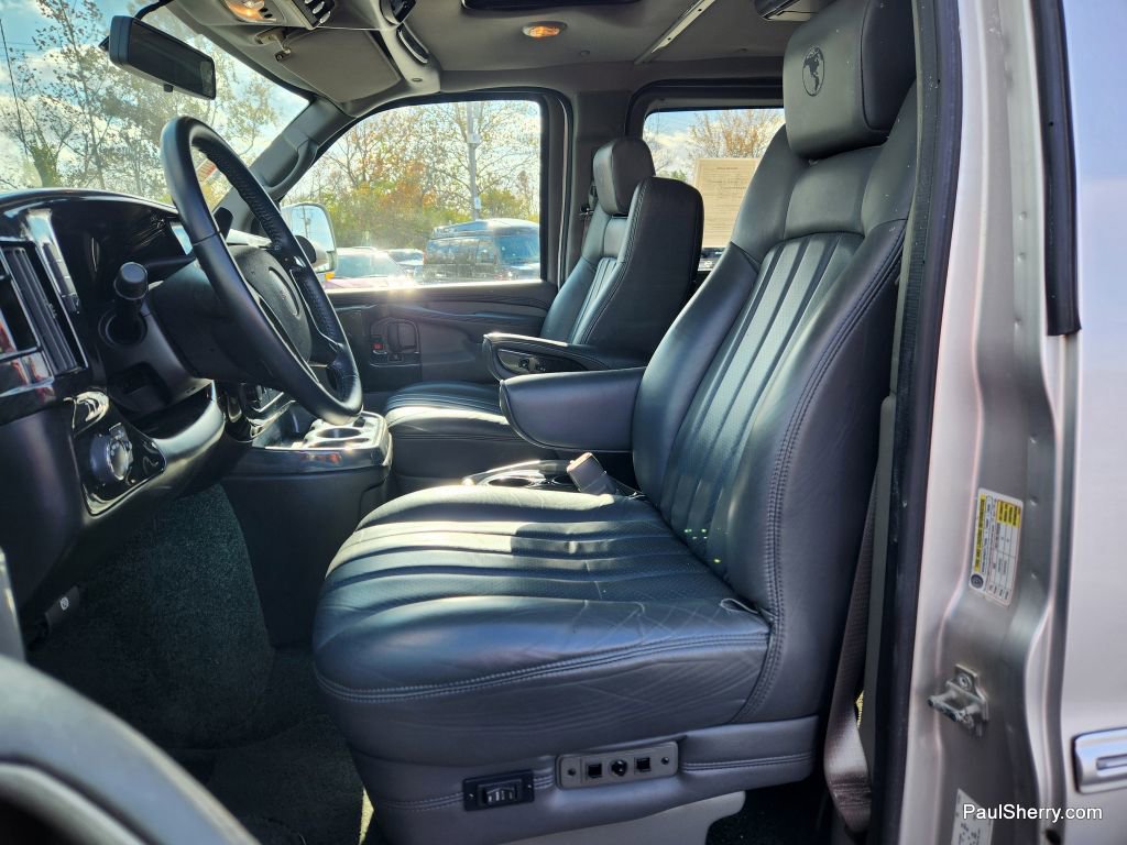Used 2013 GMC Savana 2500 Extended image 34