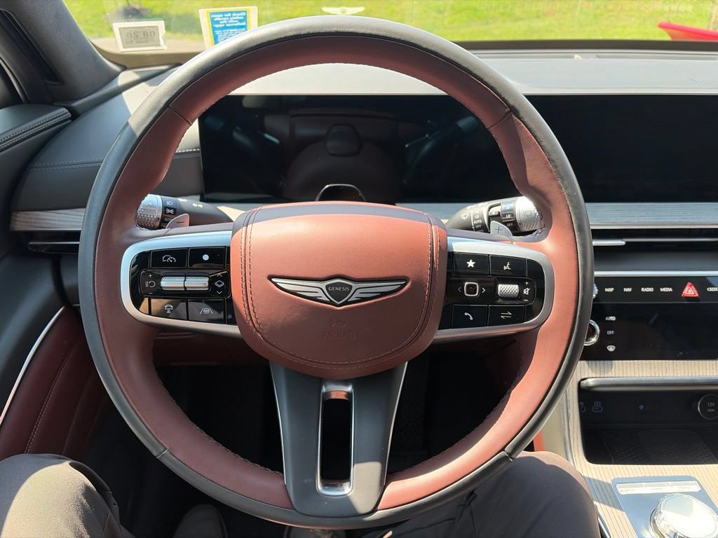 Certified 2025 Genesis GV80 3.5T Prestige AWD/4WD image 5