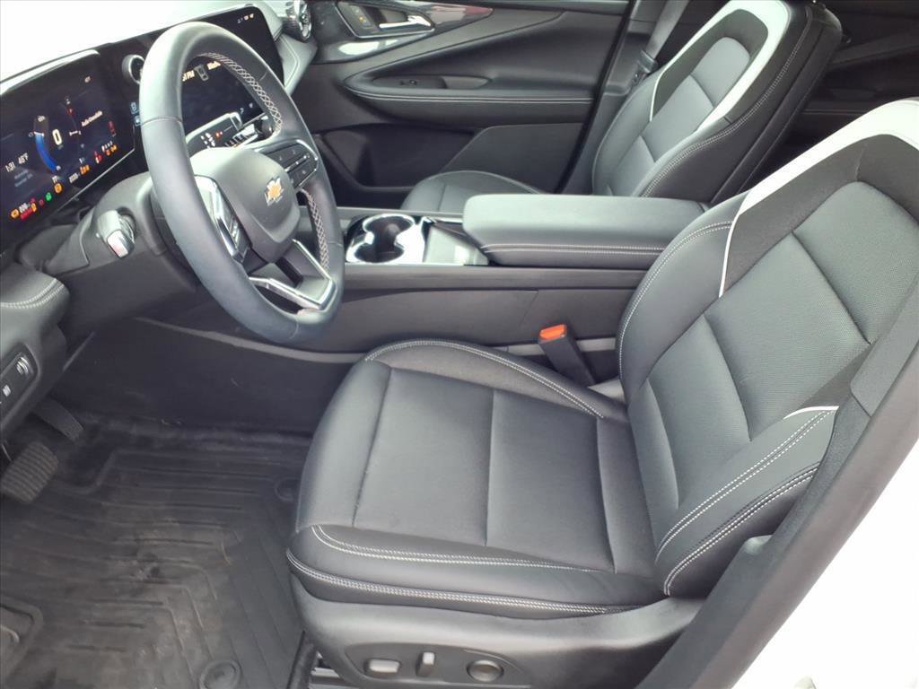 New 2025 Chevrolet Blazer EV LT image 5