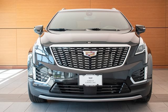Used 2021 Cadillac XT5 Premium Luxury AWD/4WD image 2