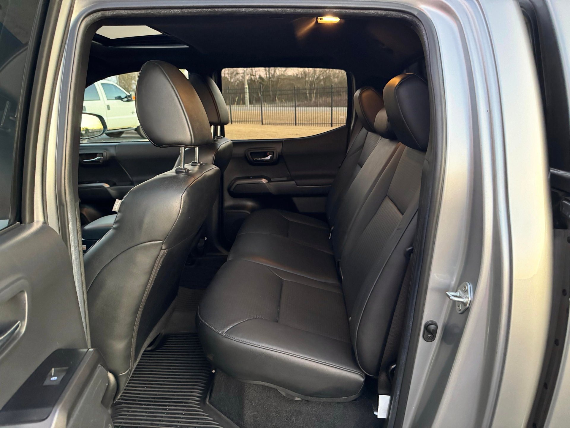 Used 2022 Toyota Tacoma image 30