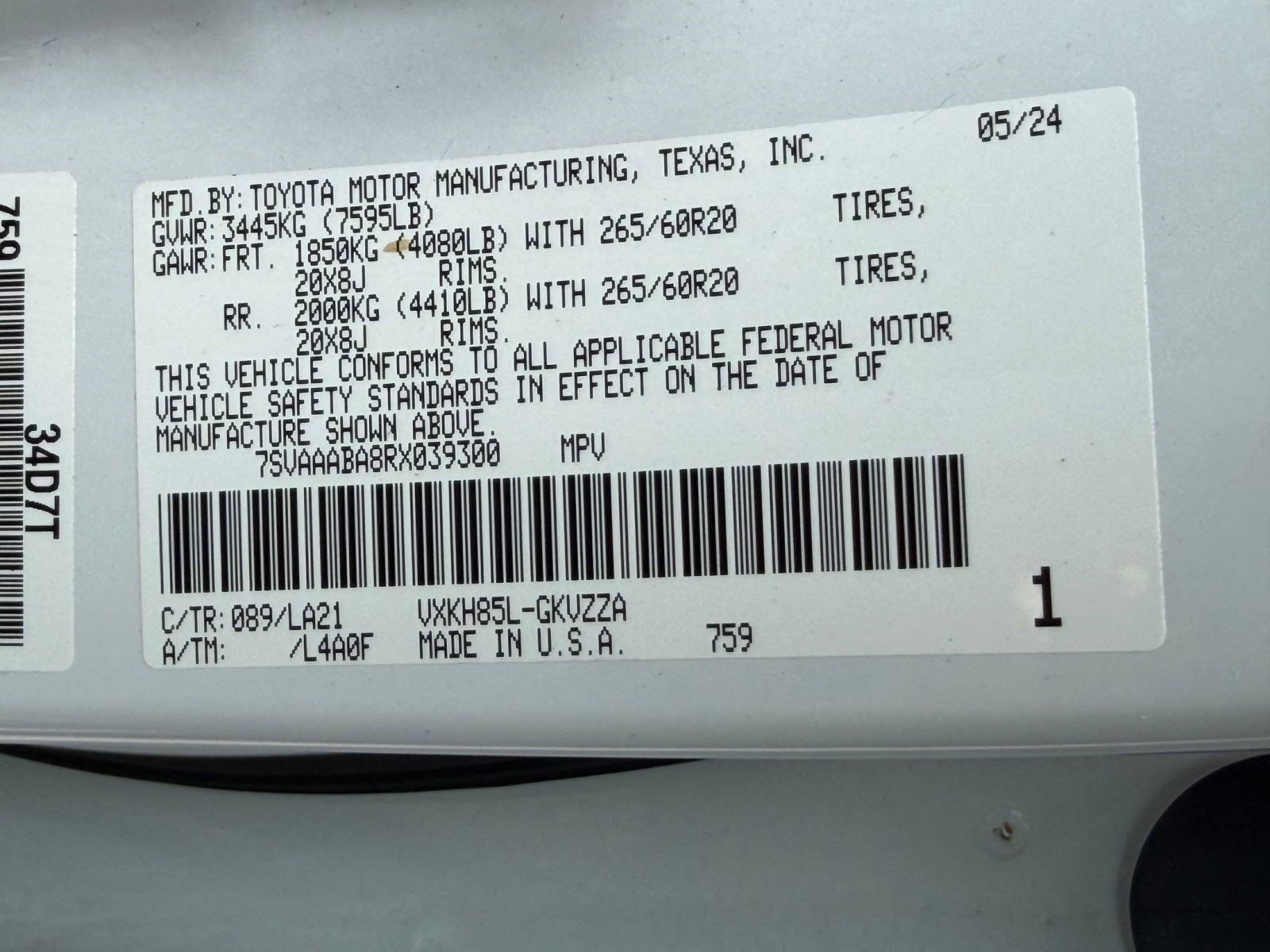 Used 2024 Toyota Sequoia Platinum AWD/4WD image 31