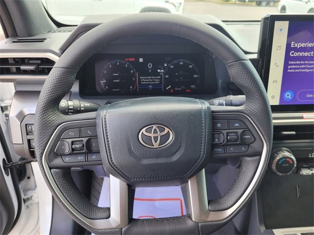 Used 2024 Toyota Tacoma TRD Off-Road image 29