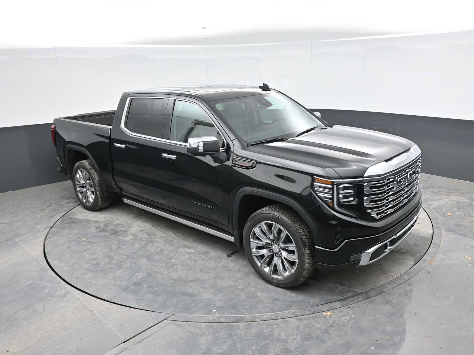 New 2026 GMC Sierra 1500 Denali w/ Denali Reserve Package AWD/4WD image 18
