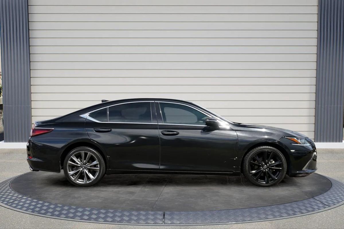 Used 2020 Lexus ES 350 w/ Premium Package FWD image 8