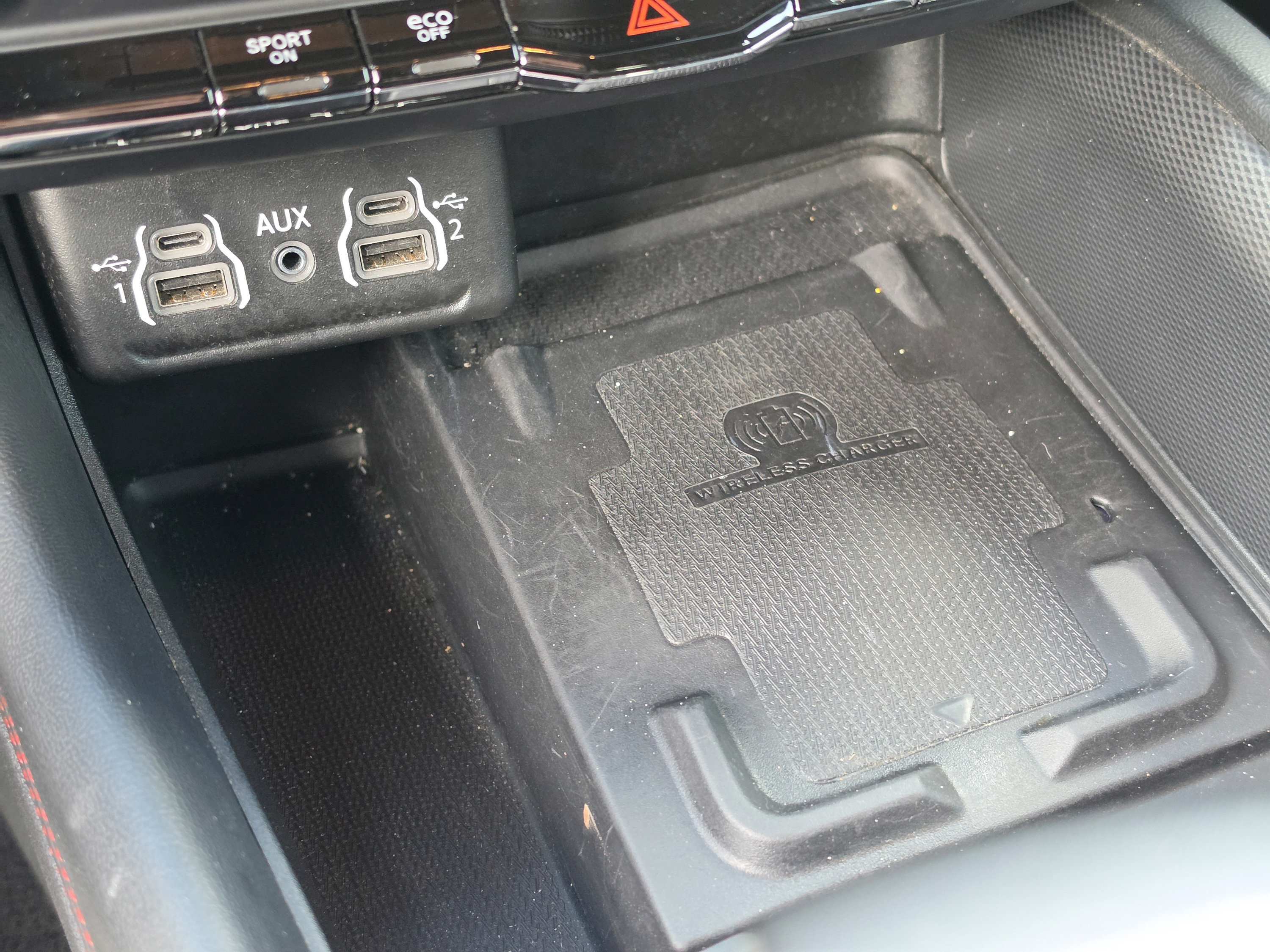 Used 2023 Dodge Durango R/T RWD image 32