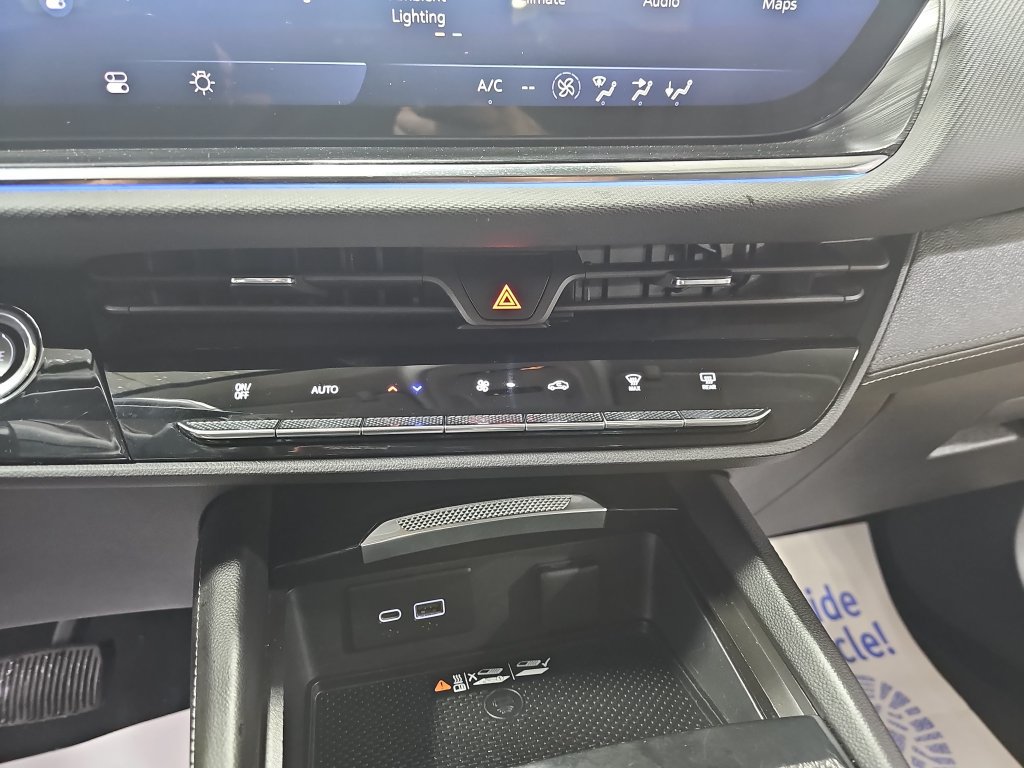 Used 2024 Buick Envision Preferred AWD/4WD image 25