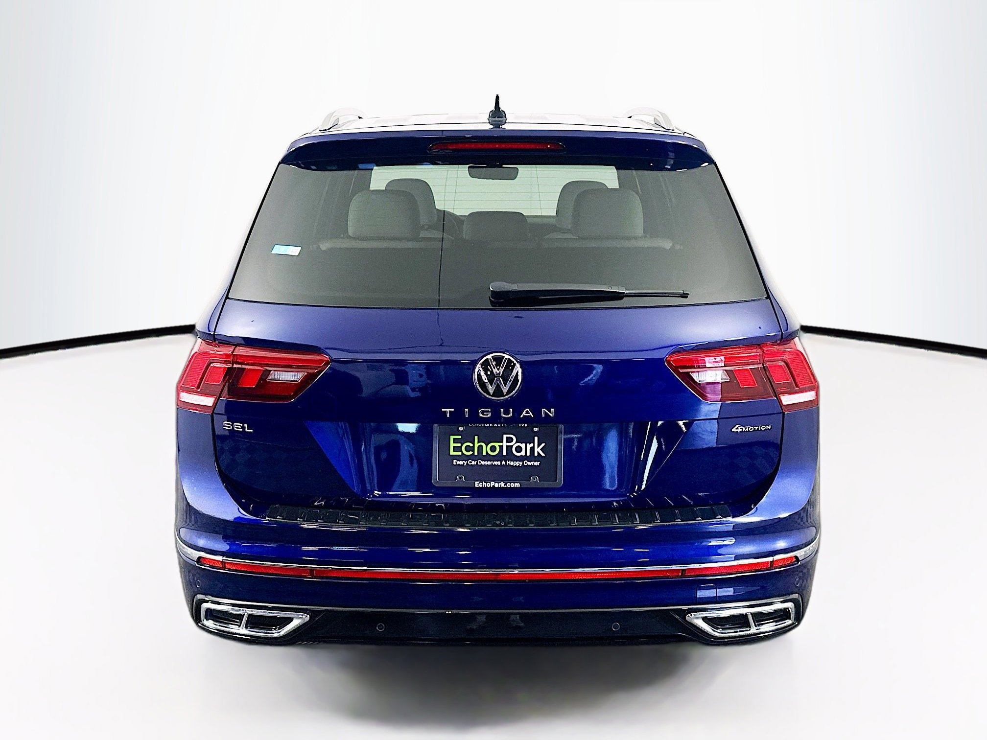 Used 2022 Volkswagen Tiguan SEL R-Line AWD/4WD image 7