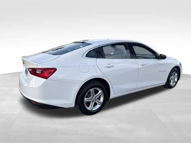 Used 2023 Chevrolet Malibu LS image 5